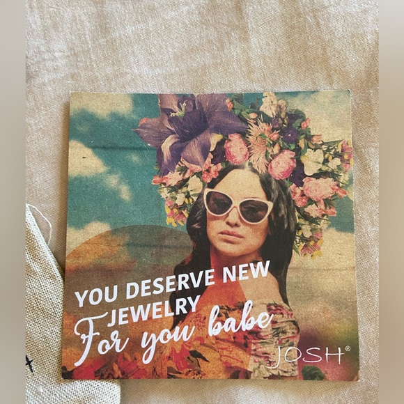 Josh Crystal Bracelet - Picture 10 of 10